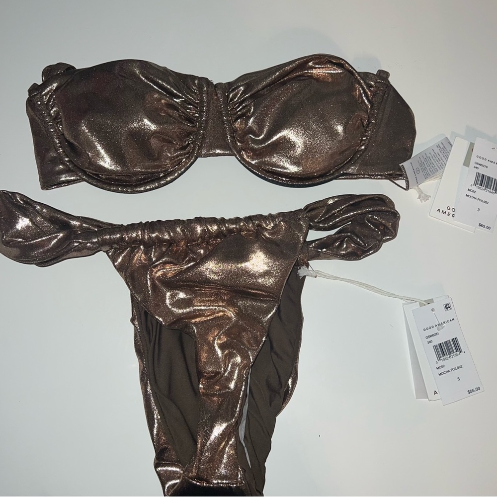 Good American Metallic Top & Ruched Bottom - Picture 2 of 3